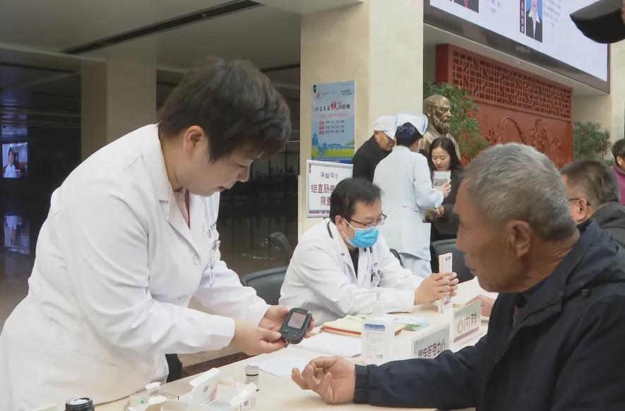 守護(hù)健康，傳遞關(guān)愛——成武縣人民醫(yī)院慢病義診暨營養(yǎng)健康咨詢活動紀(jì)實(shí)